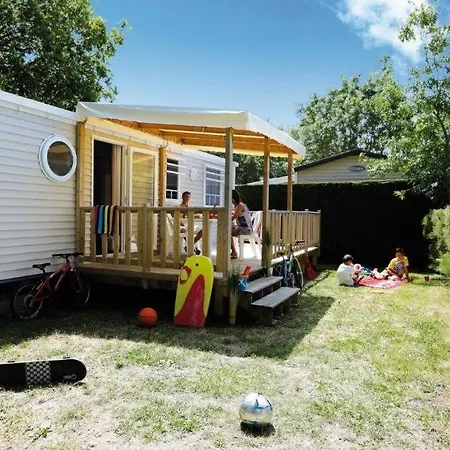 אתר קמפינג Camping L'oree Du Bois - Maeva הורטין