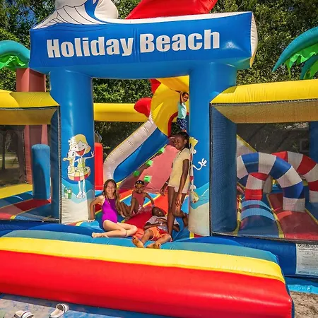 אתר קמפינג Camping L'oree Du Bois - Maeva 3*