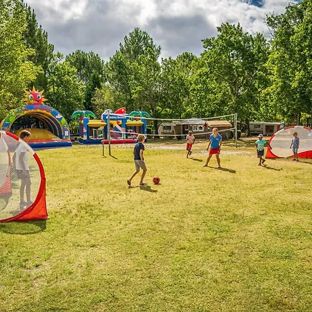 אתר קמפינג Camping L'oree Du Bois - Maeva